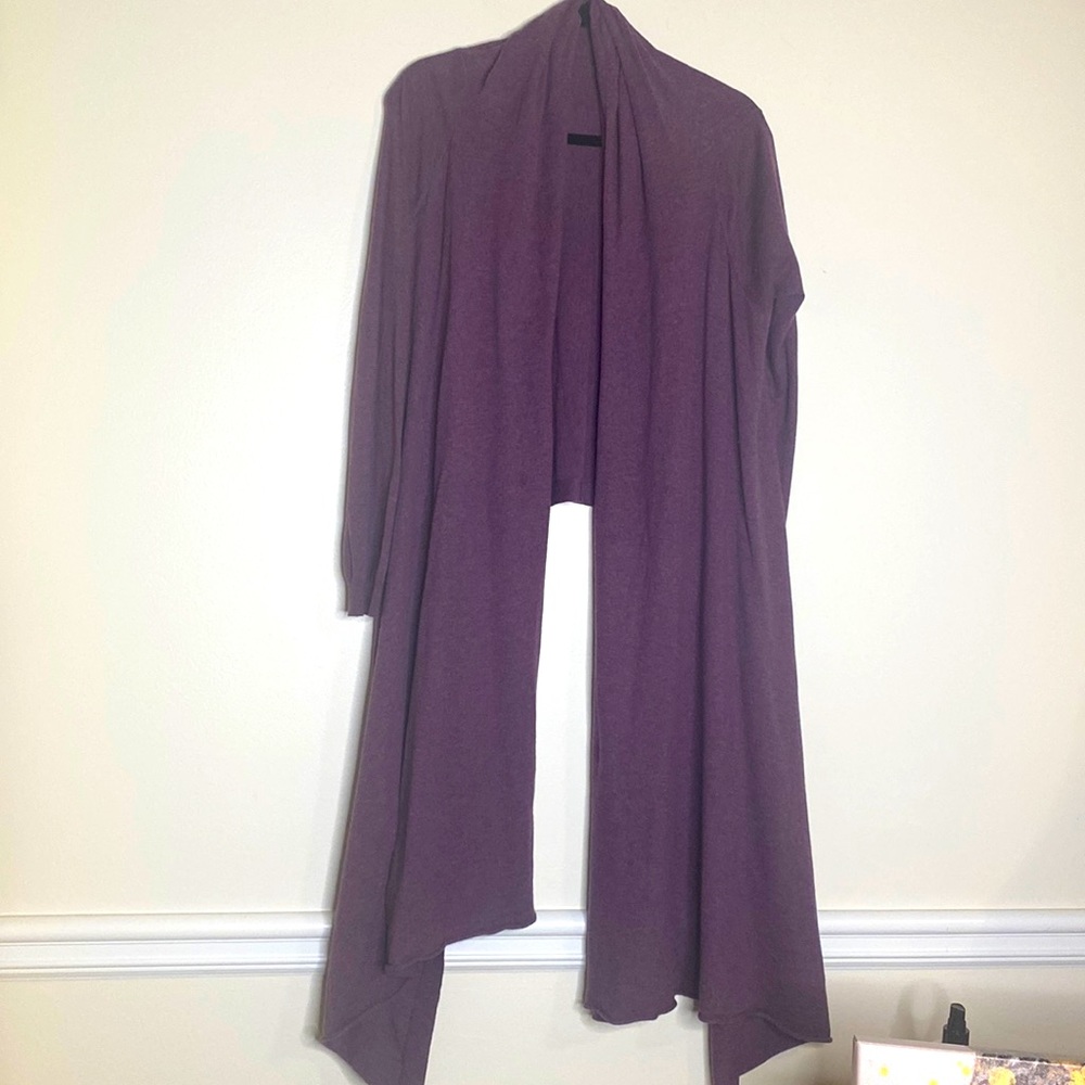 Women’s fashionable purple sweater